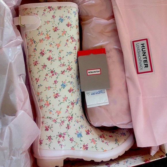 Hunter x LoveShackFancy Original Tall Rain Boots! SUNRISE CONFETTI BLOOM NEW - Picture 1 of 2
